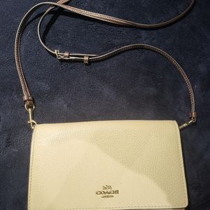 Coach crossover bag off white/tan